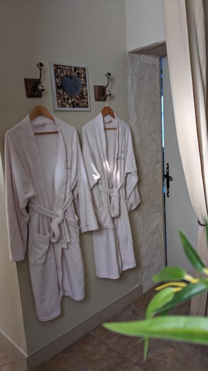 Hotel Domaine Les Feuillants Crouzilles Habitación foto